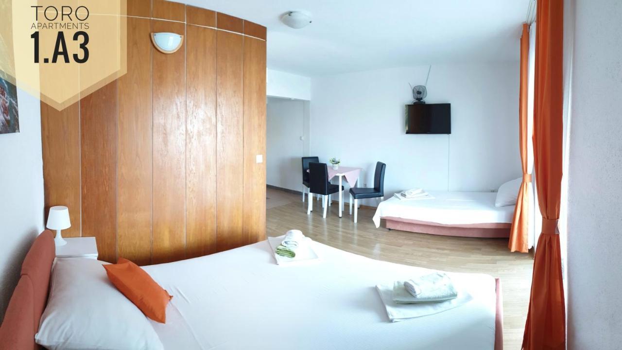 Apartments Toro Pag Town Zewnętrze zdjęcie