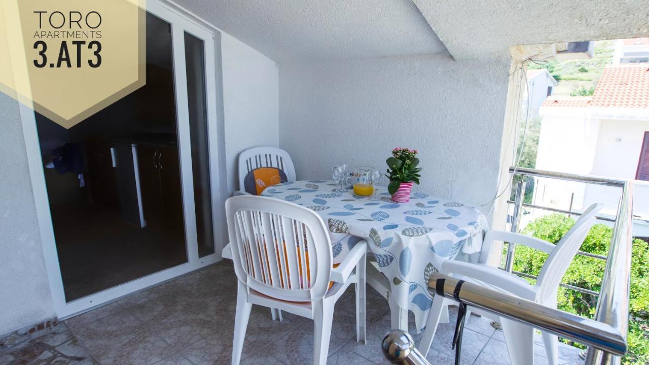 Apartments Toro Pag Town Zewnętrze zdjęcie